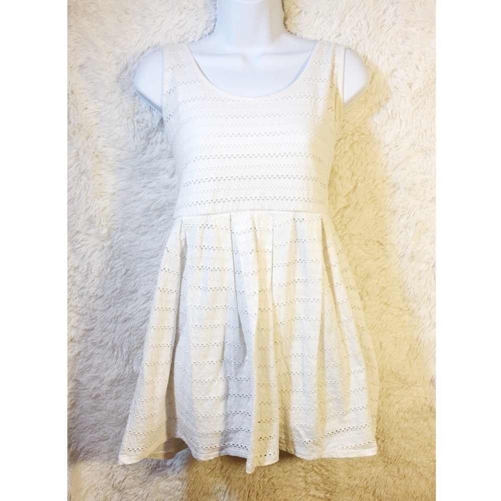 Bethany Mota White Eyelet Sleeveless Dress szM